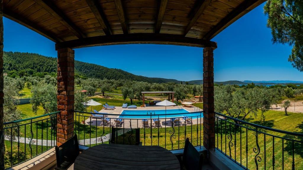 Mediterraneo Luxury Suites Halkidiki Vourvourou Dış mekan fotoğraf